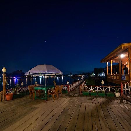 Kolu Group Of Houseboats Hotel Srīnagar Exterior foto